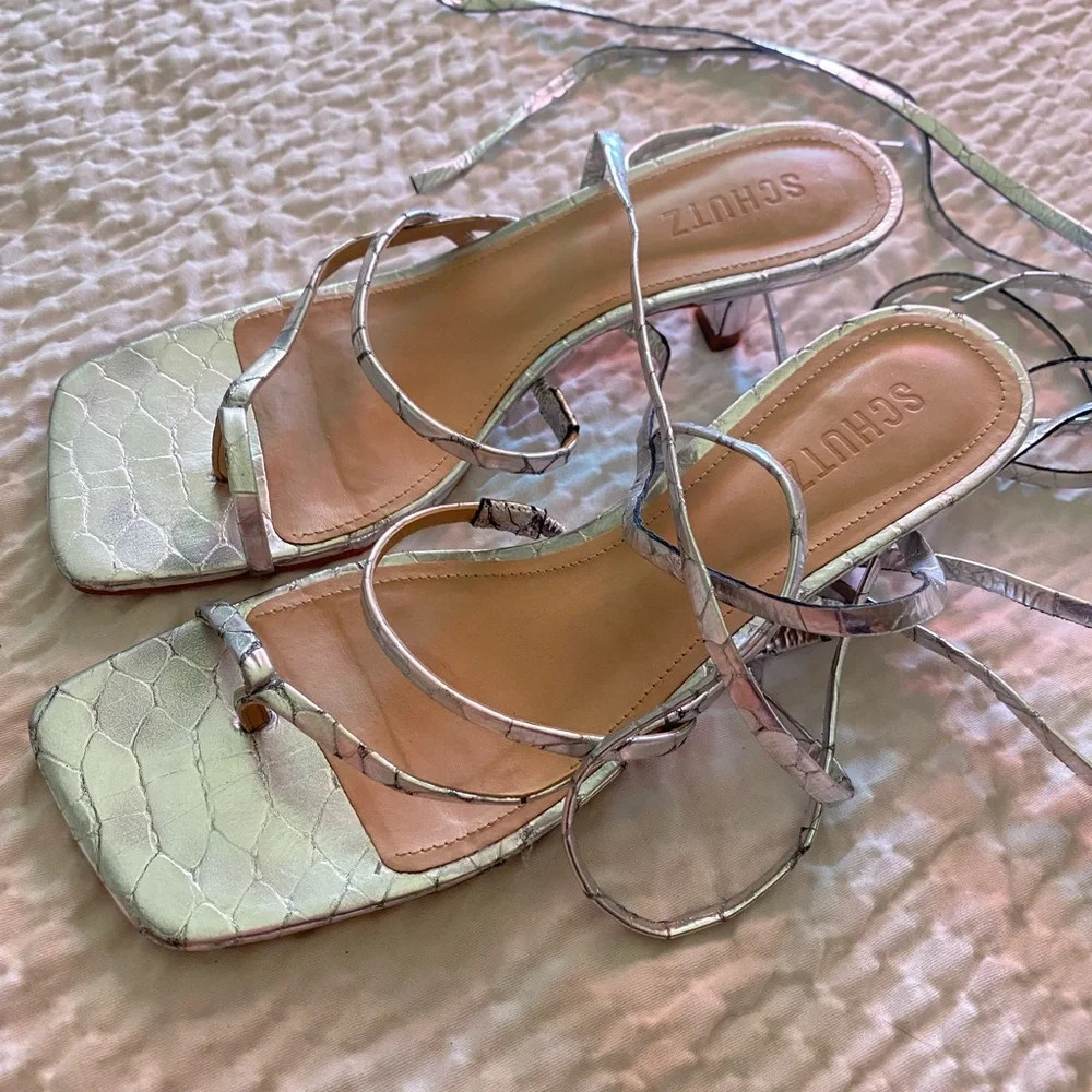 SCHUTZ Silver Lace-Up Square Toe Kitten Heel size 8.5B